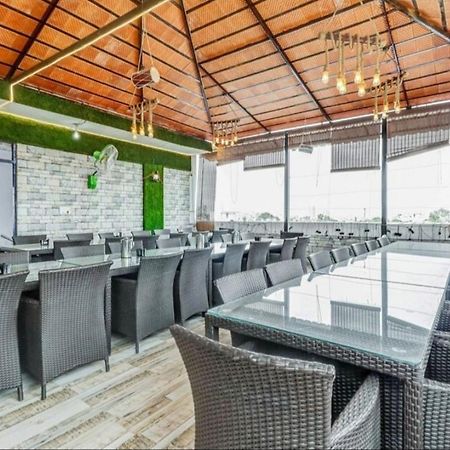 Lavish Residency Hotel Bangalore Buitenkant foto