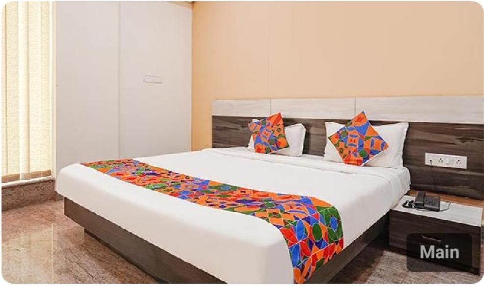 Lavish Residency Hotel Bangalore Buitenkant foto