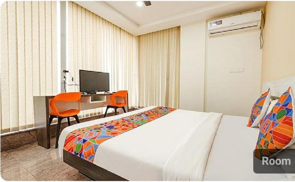Lavish Residency Hotel Bangalore Buitenkant foto